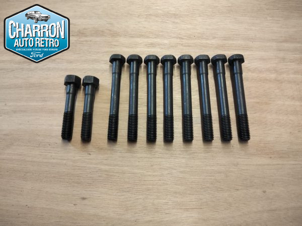 kit vis de culasses kent 2X 63mm et 8X 96mm