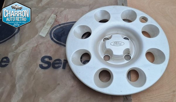 Enjoliveur de roue | Escort Mk4 01/86-08/90 | Pièce d'origine - Ref : 6165461 – Image 3